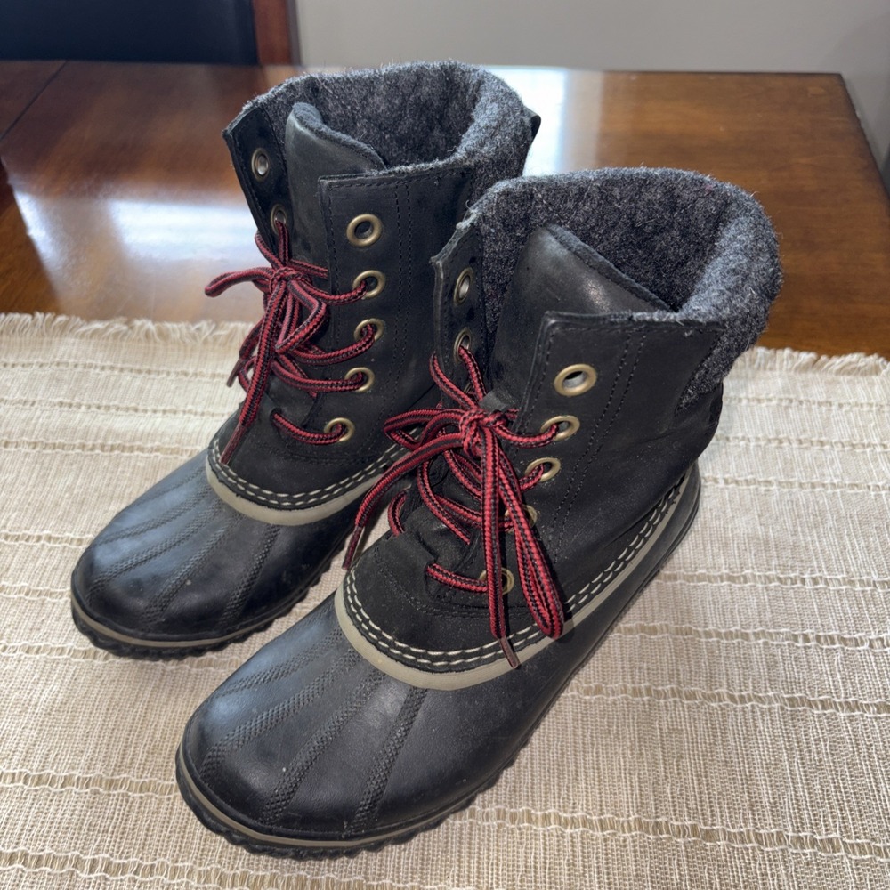 Sorel Slimpack II 2 Gray Black Lace Up Winter Boots Womens Size 7.5 NL2348-010